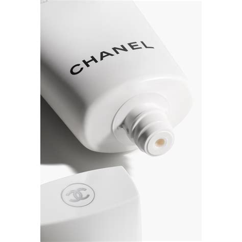 chanel le blanc cleanser uk|chanel le blanc foam cleanser.